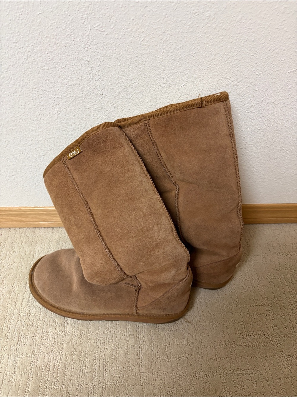 Emu Tall Sheepskin Boots in Chestnut Brown women’s size 39 - Picture 2 of 4